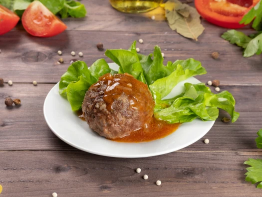 Фрикадельки мясные в красном соусе
