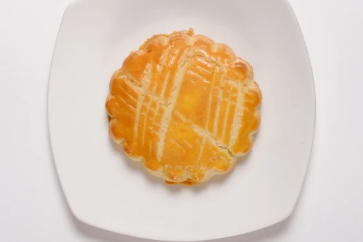 Коржик молочный